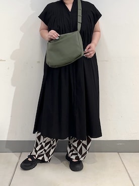 「ear PAPILLONNER（イアパピヨネ）のアイテム」を使った、こばさん（レディース・169cm）の秋コーディネート