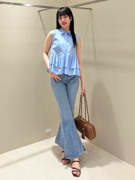 「NATURAL BEAUTY BASIC（ナチュラルビューティーベーシック）のティアードペプラムシャツ（シャツ/ブラウス、ブルー系）」を使った、aiknbb62さん（レディース・166cm）の夏コーディネート