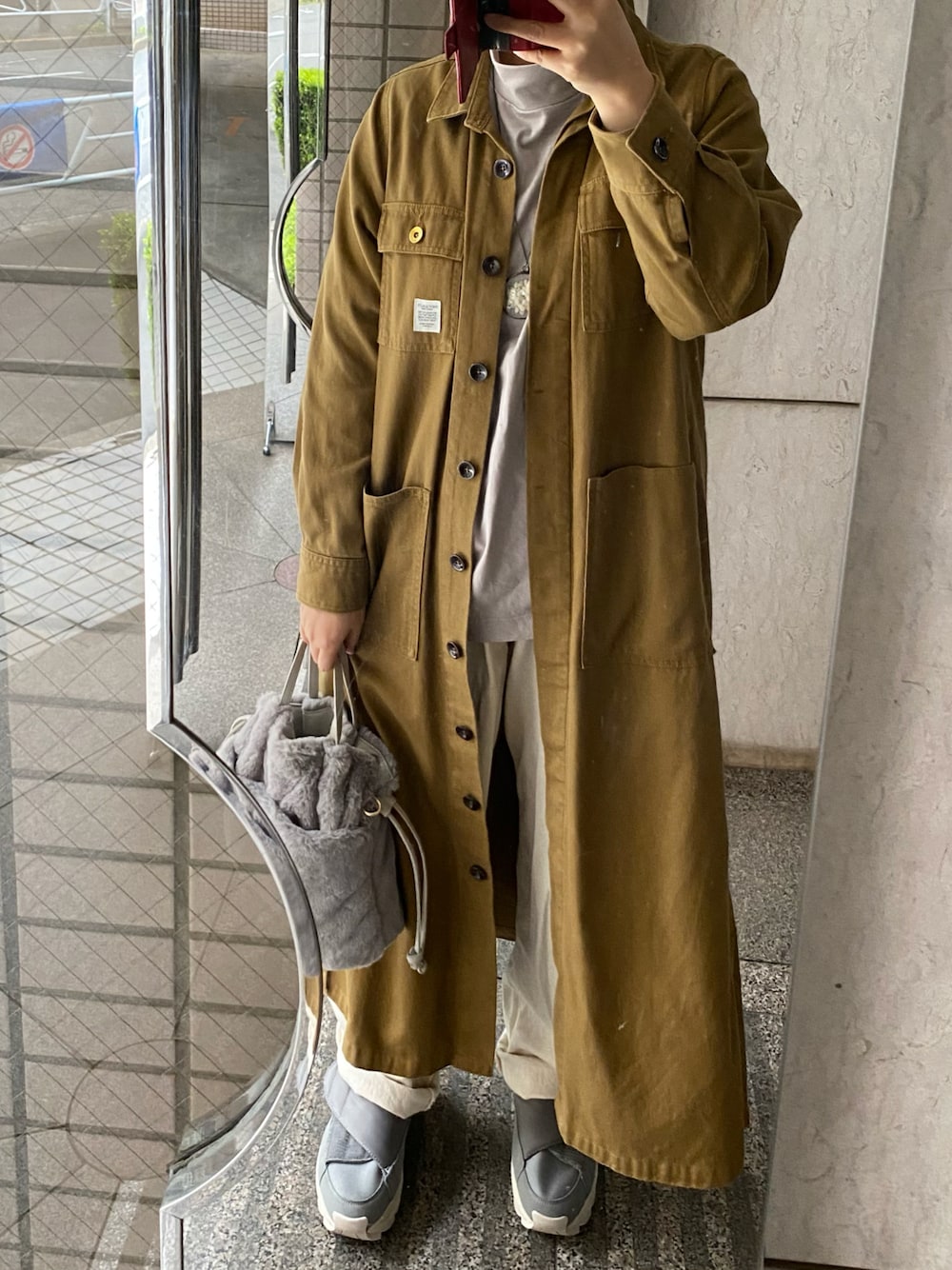 「MoonStarのMOONSTAR/810s/ムーンスター/エイトテンス UNIVE/ユニーヴ ユニーブ（スニーカー、グレー系）」を使った、ゆうき。さん（レディース・159cm）の冬コーディネートの1枚目の写真