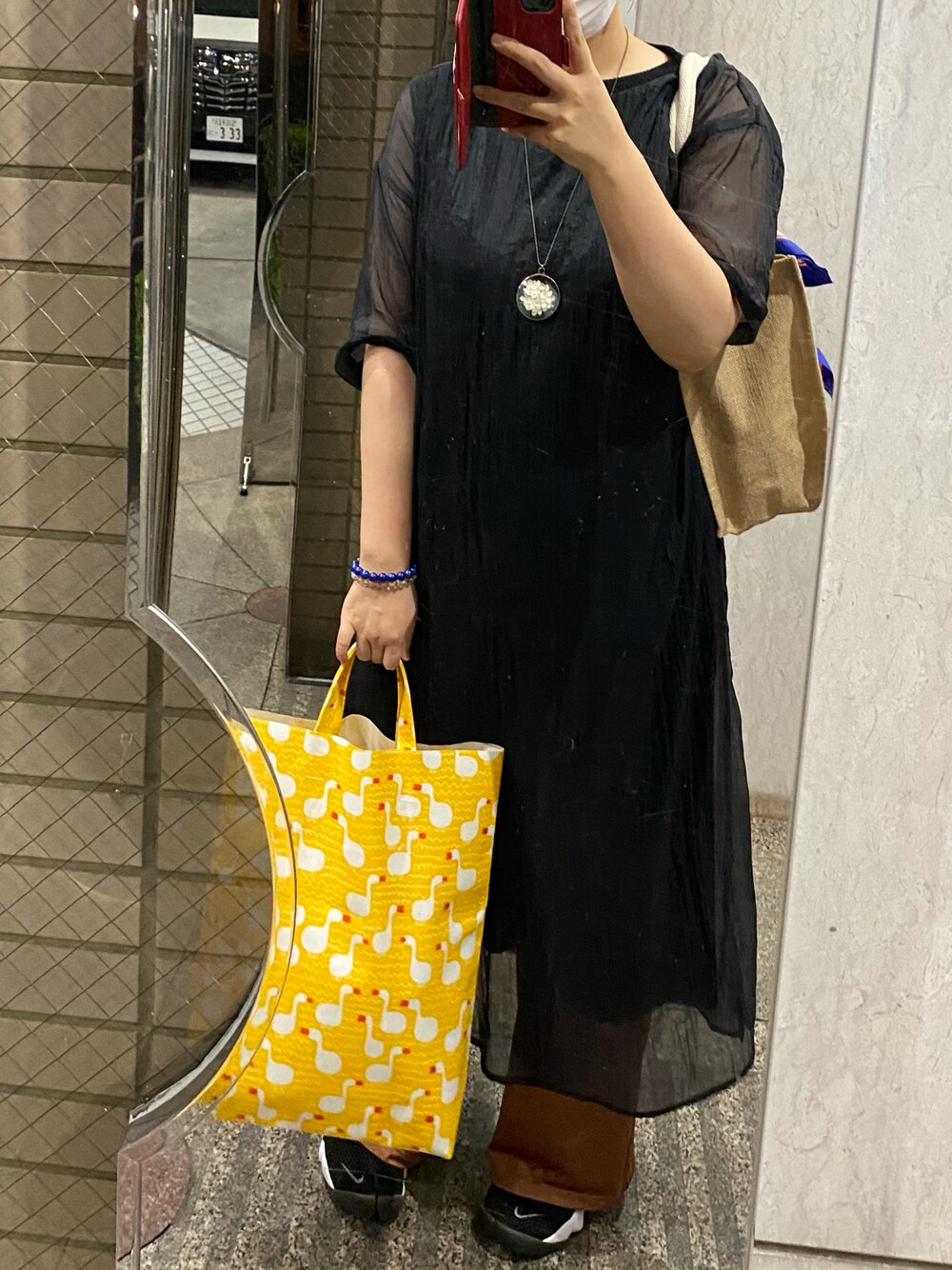「avecmoiのアヴェクモワ シアーワンピース〈ブラック〉（ワンピース/ドレス、ブラック系）」を使った、ゆうき。さん（レディース・159cm）の秋コーディネートの1枚目の写真