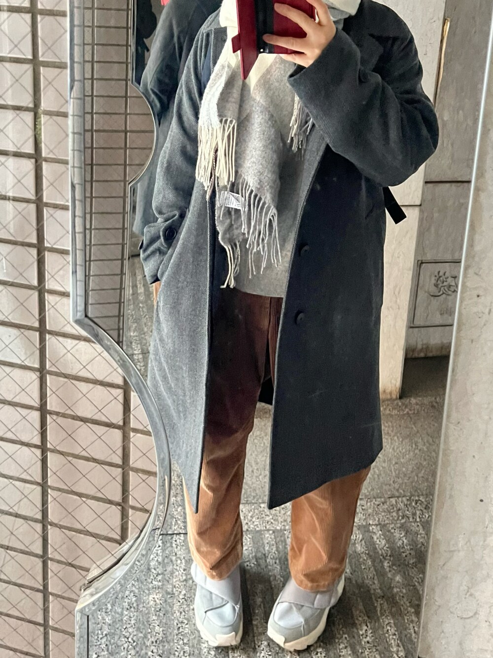 「無印良品のアイテム（パンツ、ブラウン系）」を使った、ゆうき。さん（レディース・159cm）の冬コーディネートの1枚目の写真