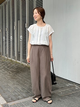 「SLOBE IENA（スローブイエナ）の《セットアップ対応可》リネン混パンツ（その他パンツ、グリーン系）」を使った、nabeさん（レディース・150cm）の夏コーディネート