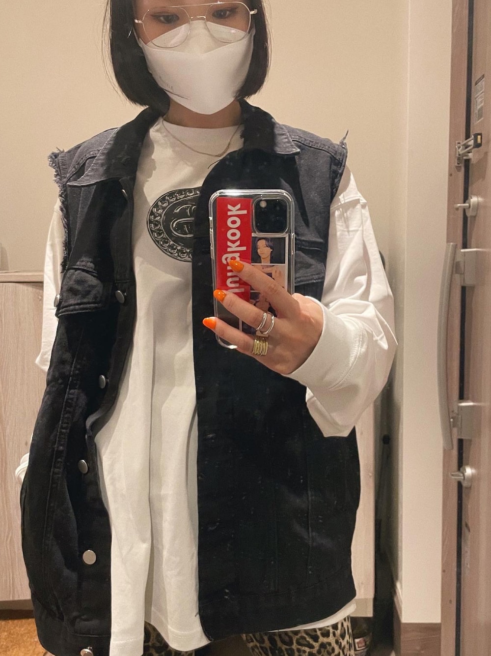 「デニムベスト、Nike x Stussy、低身長女子、NIKE、stussy、jouetie、ZOFF、メガネ女子、ヒョウ柄パンツ、デニムっていいよね、army」｜「SHAGGIEのカットオフデニムオーバーベスト（ベスト、ブラック系）」を使った、sayocoさん（レディース・154cm）の夏コーディネートの1枚目の写真