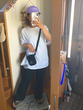 「アイテム（キャップ、パープル系）」を使った、pu♡さん（レディース・164cm）の秋コーディネート