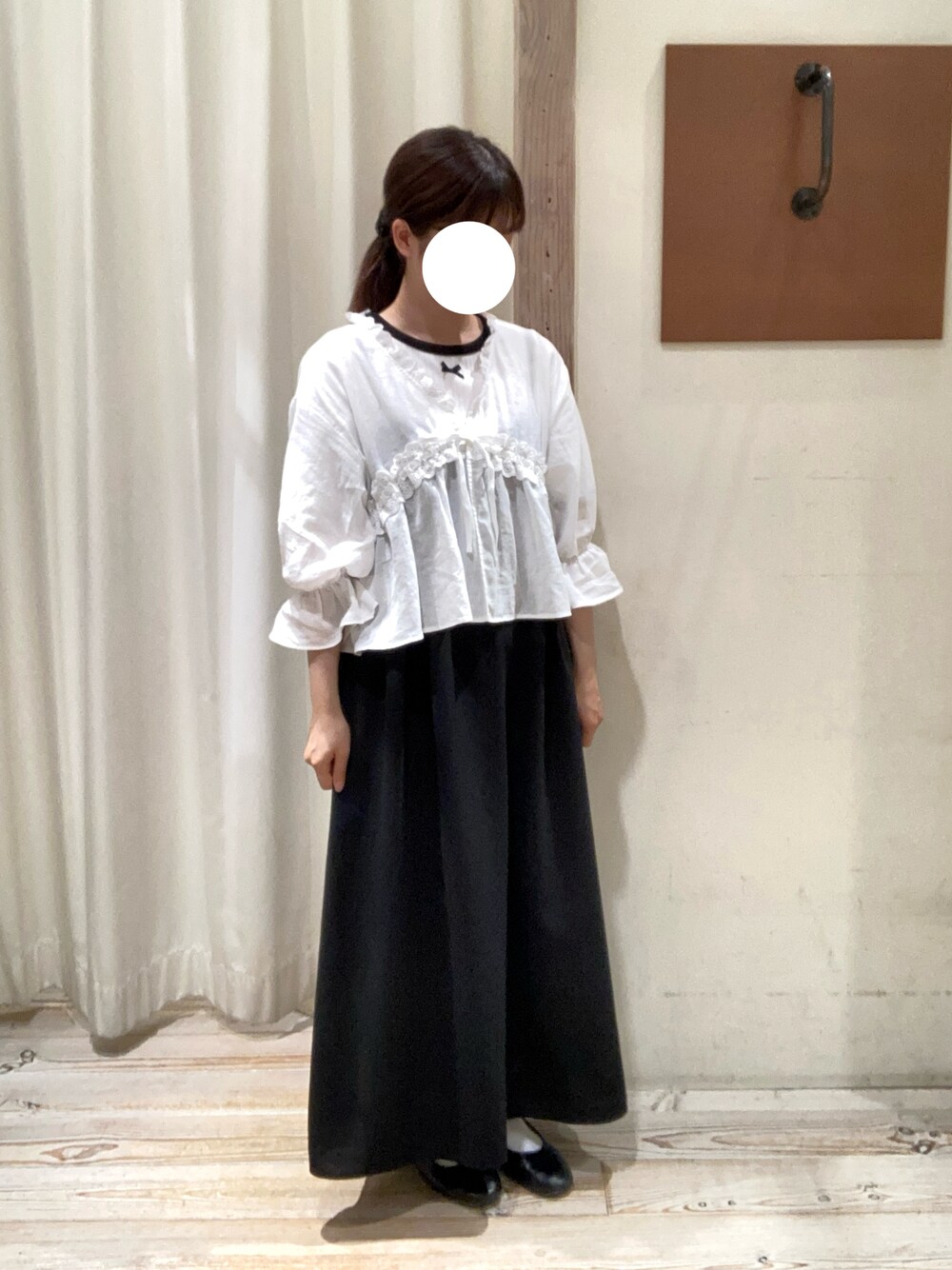 「大人可愛い、初夏コーデ、プチプラ、大人ガーリー、ootd、いいね返し、フォロー返します、いいね、save、フォローお願いします🤑」｜「ehka sopoのコルセットキャミワンピース（ワンピース、ブラック系）」を使った、のん。  【相互】◡̈さん（レディース・158cm）の春コーディネートの1枚目の写真