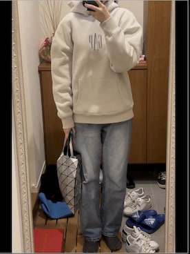 「adidas（アディダス）のadidas アディダス STAN SMITH スタンスミス M20325 R.WHITE/R.WHITE/NEW.NAVY(ホワイト×ネイビー）（スニーカー）」を使った、TOM🌙さん（レディース・170cm）の冬コーディネート