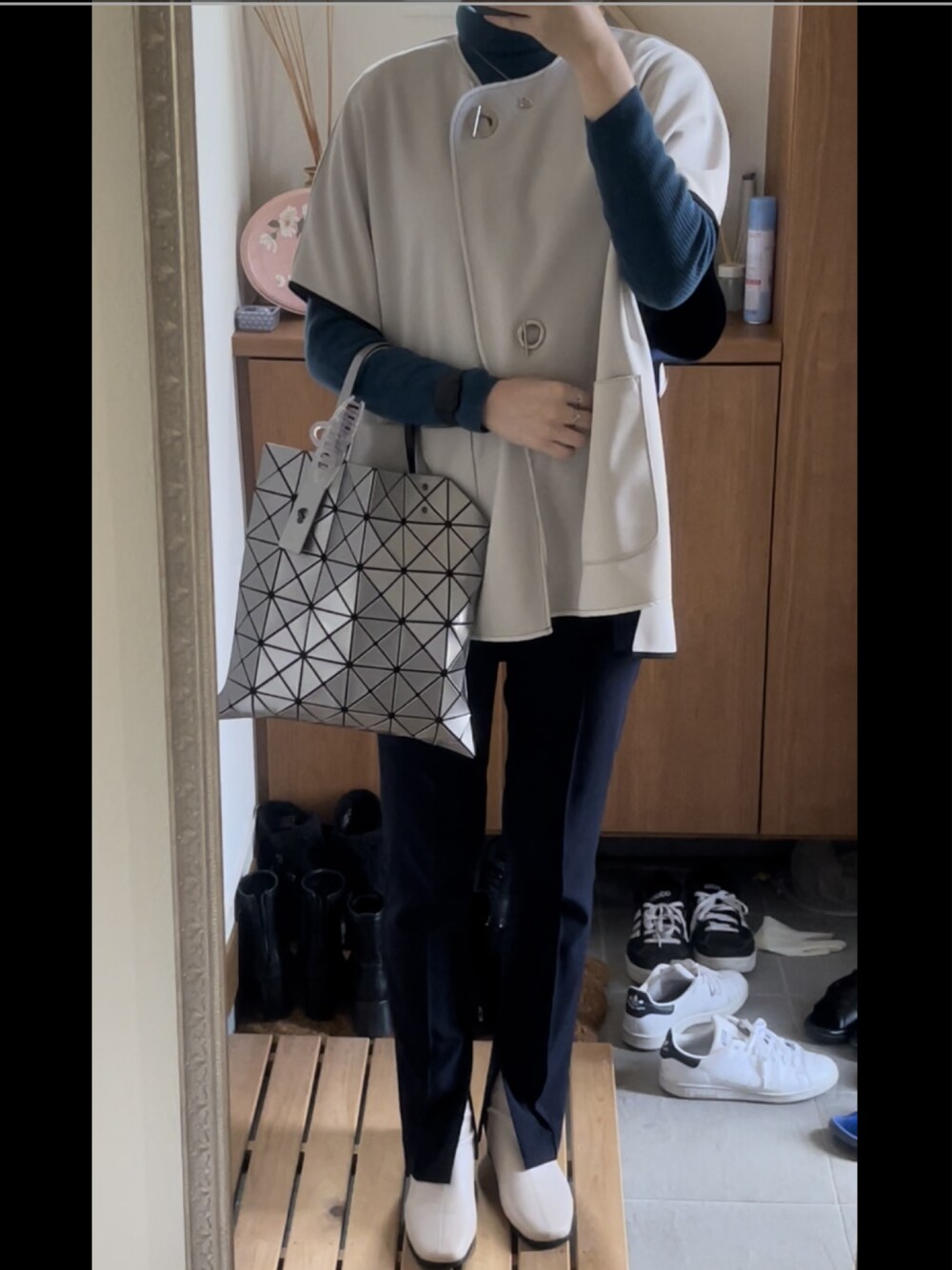 「TOMコーデ、セーター、パンツスタイル、おしゃれさんと繋がりたい、休日スタイル、大人カジュアル、上品カジュアル、GU、いいね、save、フォローお願いします🤑、カーディガン」｜「LE CIEL BLEUのSkinny Tailored Pants（その他パンツ、ブルー系）」を使った、TOM🌙さん（レディース・170cm）の冬コーディネートの1枚目の写真