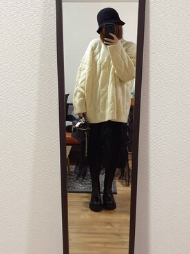 「SCHA（シャー）のアイテム」を使った、nishihataさん（レディース・163cm）の秋コーディネート