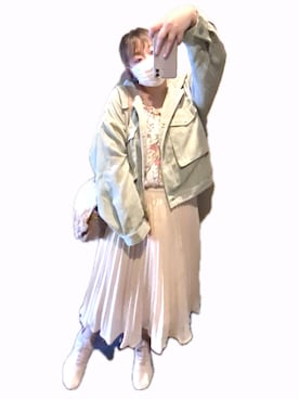 「SNIDEL（スナイデル）のアイテム（シャツ/ブラウス、オレンジ系）」を使った、ryocoさん（レディース・163cm）の春コーディネート