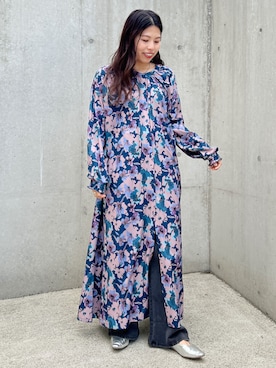 「n'OrLABEL（ノアールレーベル）の『花柄シャーリングギャザーワンピース』（ワンピース、ブルー系）」を使った、osharewalker staffさん（レディース・153cm）の春コーディネート