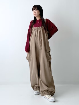 「アイテム（オールインワン・サロペット、ベージュ系）」を使った、osharewalker staffさん（レディース・155cm）の秋コーディネート