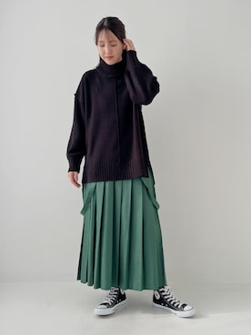 「osharewalker（オシャレウォーカー）の『ハイネックアウトリンキングニット』（ニット/セーター、ブラック系）」を使った、osharewalker staffさん（レディース・153cm）の春コーディネート