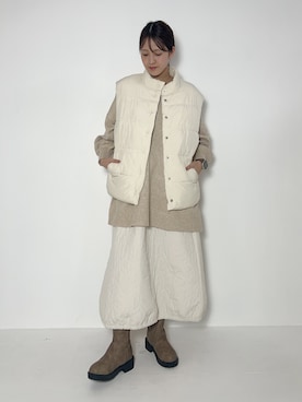 「スカートコーデ」｜「アイテム（ベスト）」を使った、osharewalker staffさん（レディース・165cm）の冬コーディネート