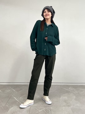 「オフィススタイル」｜「アイテム（パンツ）」を使った、osharewalker staffさん（レディース・165cm）の冬コーディネート