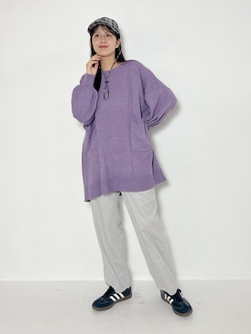 「グレーパンツ」｜osharewalker staffさん（レディース・165cm）の秋コーディネート