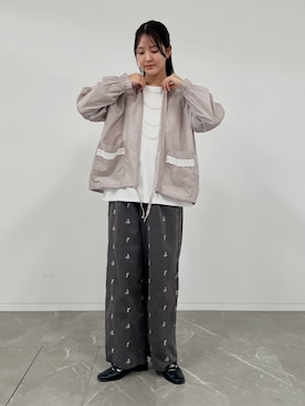 「somari imagination（ソマリ イマジネーション）の『コットンレースフードパーカー』（パーカー、グレー系）」を使った、osharewalker staffさん（レディース・153cm）の春コーディネート