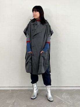 「アイテム（ポンチョ）」を使った、osharewalker staffさん（レディース・155cm）の秋コーディネート