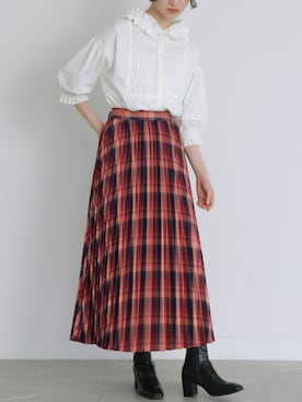 「somari imagination（ソマリ イマジネーション）のアイテム」を使った、osharewalker staffさん（レディース・164cm）の秋コーディネート