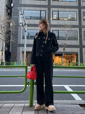 「マウンテンブーツ」｜「アイテム（ジャケット/アウター）」を使った、あっちゃんさん（レディース・156cm）の春コーディネート