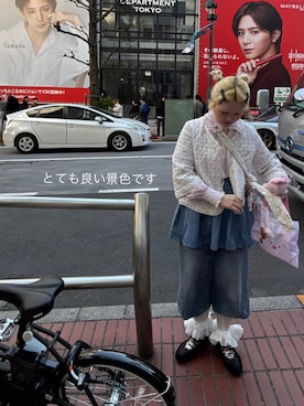 「アイテム（シュシュ、ホワイト系）」を使った、𝒜𝒴𝒜𝒦𝒜さん（レディース・157cm）の秋コーディネート