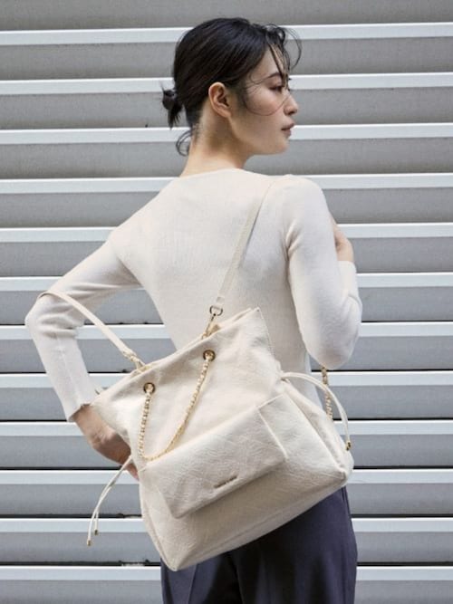 CHARLES ＆ KEITH（チャールズ&キース） トートバッグ Duo ドゥオ