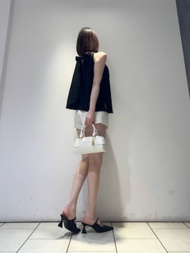 「CHARLES & KEITH（チャールズ & キース）のアイテム（トートバッグ）」を使った、CHARLES & KEITHさん（レディース・160cm）の夏コーディネート