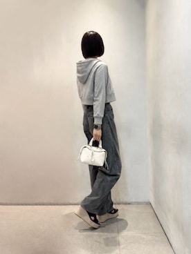 CHARLES & KEITHさん(レディース・160cm)の春コーディネート