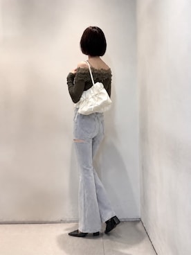 「CHARLES & KEITH（チャールズ & キース）のアイテム（パンプス）」を使った、CHARLES & KEITHさん（レディース・160cm）の秋コーディネート
