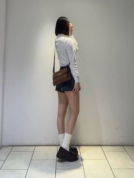 「CHARLES & KEITH（チャールズ & キース）のアイテム（ローファー）」を使った、CHARLES & KEITHさん（レディース・160cm）の秋コーディネート