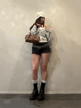 「CHARLES & KEITH（チャールズ & キース）のアイテム（ブーツ）」を使った、CHARLES & KEITHさん（レディース・160cm）の秋コーディネート