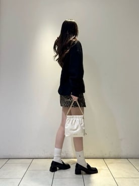 「CHARLES & KEITH（チャールズ & キース）のDuo ドゥオ チェーンハンドルツーウェイバックパック（ショルダーバッグ、ベージュ系）」を使った、CHARLES & KEITHさん（レディース・160cm）の春コーディネート