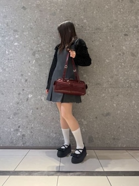「CHARLES & KEITH（チャールズ & キース）のRachel レイチェル マルチポケット ショルダーバッグ（ショルダーバッグ）」を使った、CHARLES & KEITHさん（レディース・160cm）の冬コーディネート