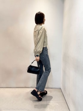 「CHARLES & KEITH（チャールズ & キース）のNoane ノアン クリンクルエフェクトドロウストリングトップハンドルバッグ（ハンドバッグ、ブラック系）」を使った、CHARLES & KEITHさん（レディース・160cm）の夏コーディネート