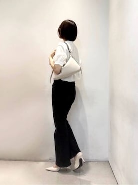 「CHARLES & KEITH（チャールズ & キース）のCalla カルラ ショルダーバッグ（ショルダーバッグ、ベージュ系）」を使った、CHARLES & KEITHさん（レディース・160cm）の夏コーディネート