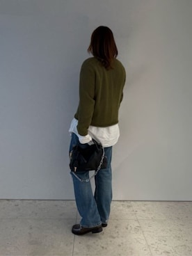 「CHARLES & KEITH（チャールズ & キース）のGeorgie ジョージ チェーンローファー（ローファー、ブラック系）」を使った、CHARLES & KEITHさん（レディース・160cm）の春コーディネート