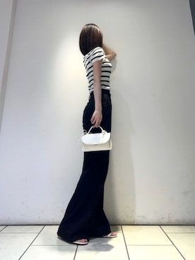 「CHARLES & KEITH（チャールズ & キース）のアイテム（財布）」を使った、CHARLES & KEITHさん（レディース・160cm）の夏コーディネート