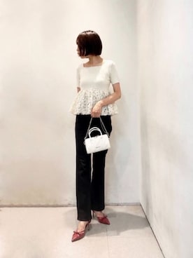 「CHARLES & KEITH（チャールズ & キース）のPhilomena パネルチェーン ハンドルボウリングバッグ（トートバッグ、ベージュ系）」を使った、CHARLES & KEITHさん（レディース・160cm）の夏コーディネート