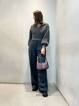 「CHARLES & KEITH（チャールズ & キース）のアイテム（ローファー）」を使った、CHARLES & KEITHさん（レディース・160cm）の冬コーディネート