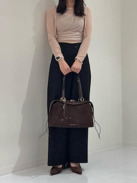 「CHARLES & KEITH（チャールズ & キース）のアイテム（パンプス）」を使った、CHARLES & KEITHさん（レディース・160cm）の秋コーディネート
