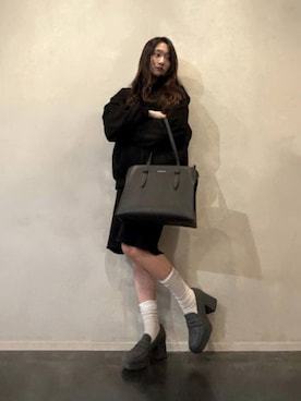 「CHARLES & KEITH（チャールズ & キース）のアイテム（ローファー）」を使った、CHARLES & KEITHさん（レディース・160cm）の冬コーディネート