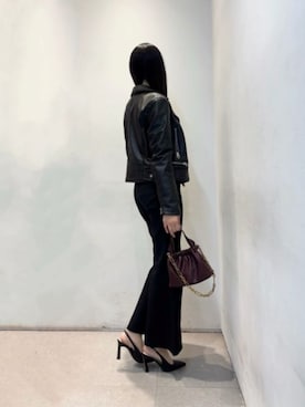 「CHARLES & KEITH（チャールズ & キース）のAlly アリー ルーシュドスローチーバッグ（ショルダーバッグ、レッド系）」を使った、CHARLES & KEITHさん（レディース・160cm）の春コーディネート
