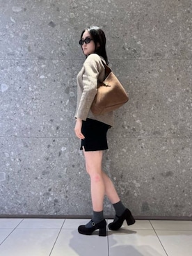 「CHARLES & KEITH（チャールズ & キース）のアイテム（パンプス）」を使った、CHARLES & KEITHさん（レディース・160cm）の秋コーディネート