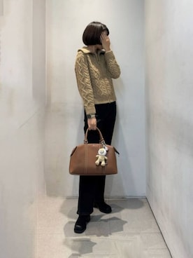 「アイテム（キーケース/キーアクセサリー）」を使った、CHARLES & KEITHさん（レディース・160cm）の秋コーディネート