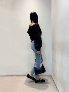 「CHARLES & KEITH（チャールズ & キース）のアイテム（スニーカー）」を使った、CHARLES & KEITHさん（レディース・160cm）の春コーディネート