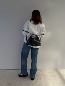 「CHARLES & KEITH（チャールズ & キース）のAtwood アトウッド チェーンホーボーバッグ（ショルダーバッグ、ブラック系）」を使った、CHARLES & KEITHさん（レディース・160cm）の春コーディネート