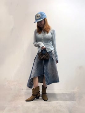 「アイテム（ハンドバッグ、その他）」を使った、CHARLES & KEITHさん（レディース・160cm）の秋コーディネート