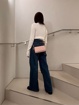 「アイテム（財布）」を使った、CHARLES & KEITHさん（レディース・160cm）の秋コーディネート