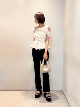 CHARLES & KEITHさんのコーディネート