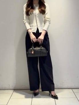 「CHARLES & KEITH（チャールズ & キース）のアイテム（パンプス）」を使った、CHARLES & KEITHさん（レディース・160cm）の秋コーディネート
