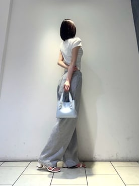 「CHARLES & KEITH（チャールズ & キース）のアイテム（トートバッグ）」を使った、CHARLES & KEITHさん（レディース・160cm）の夏コーディネート